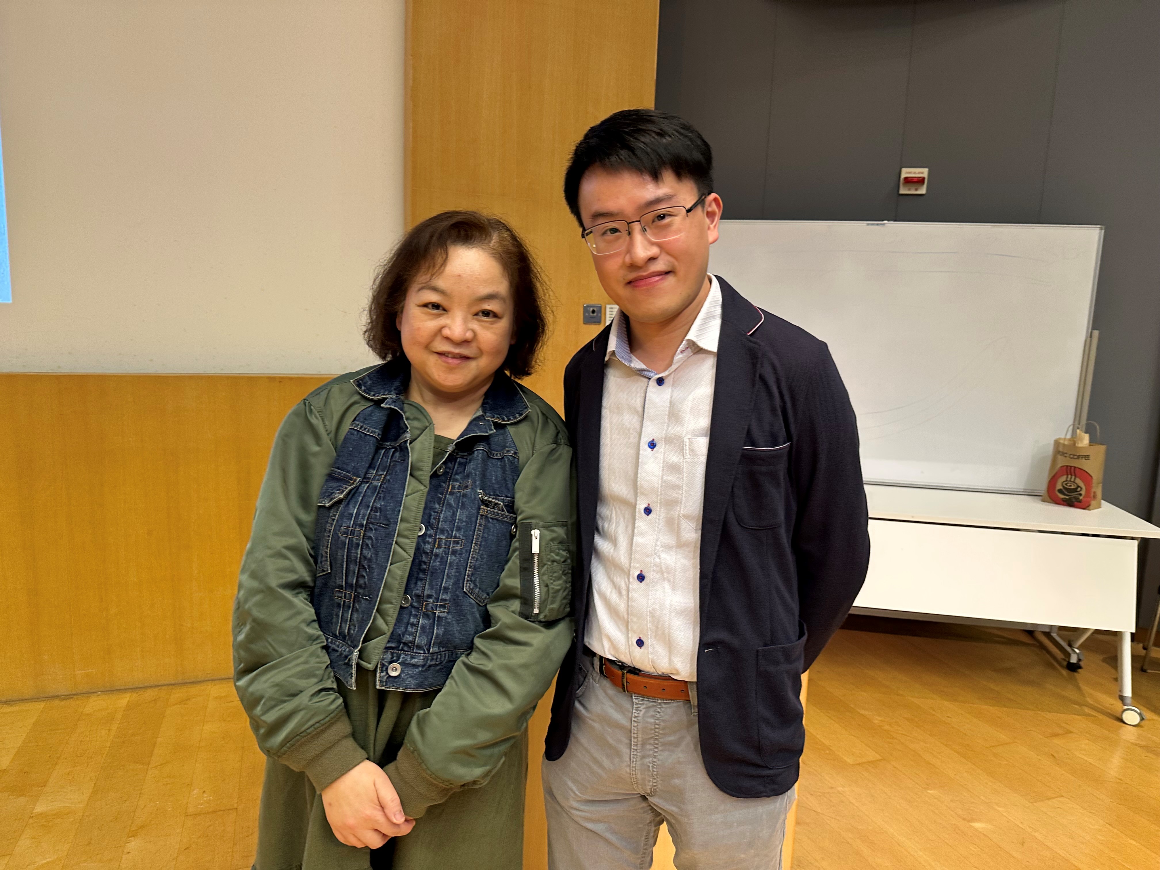 Dr Law and Prof Lau.jpg